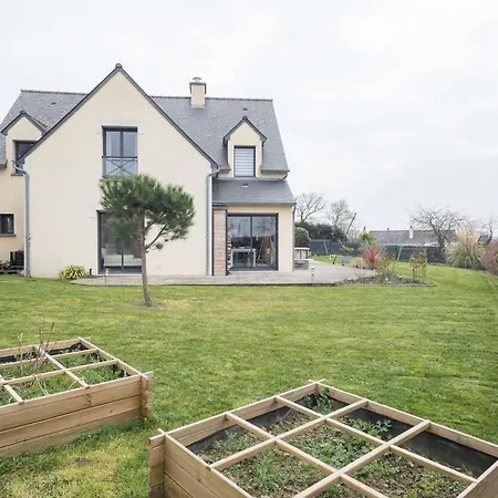 La Pereenne Holiday home