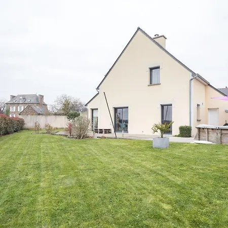 La Pereenne Holiday home